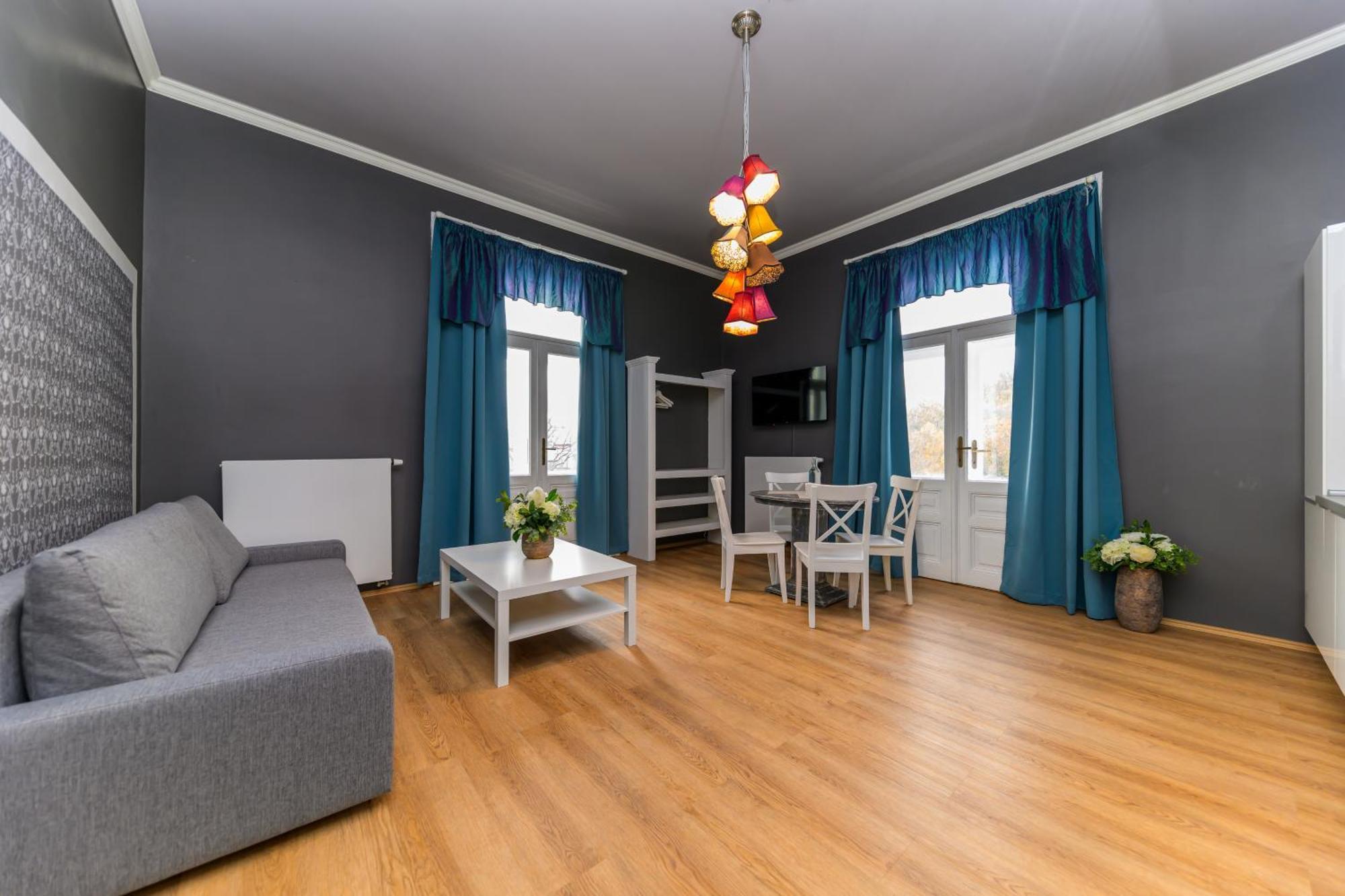 Royal Hotel apartamentowy 4*